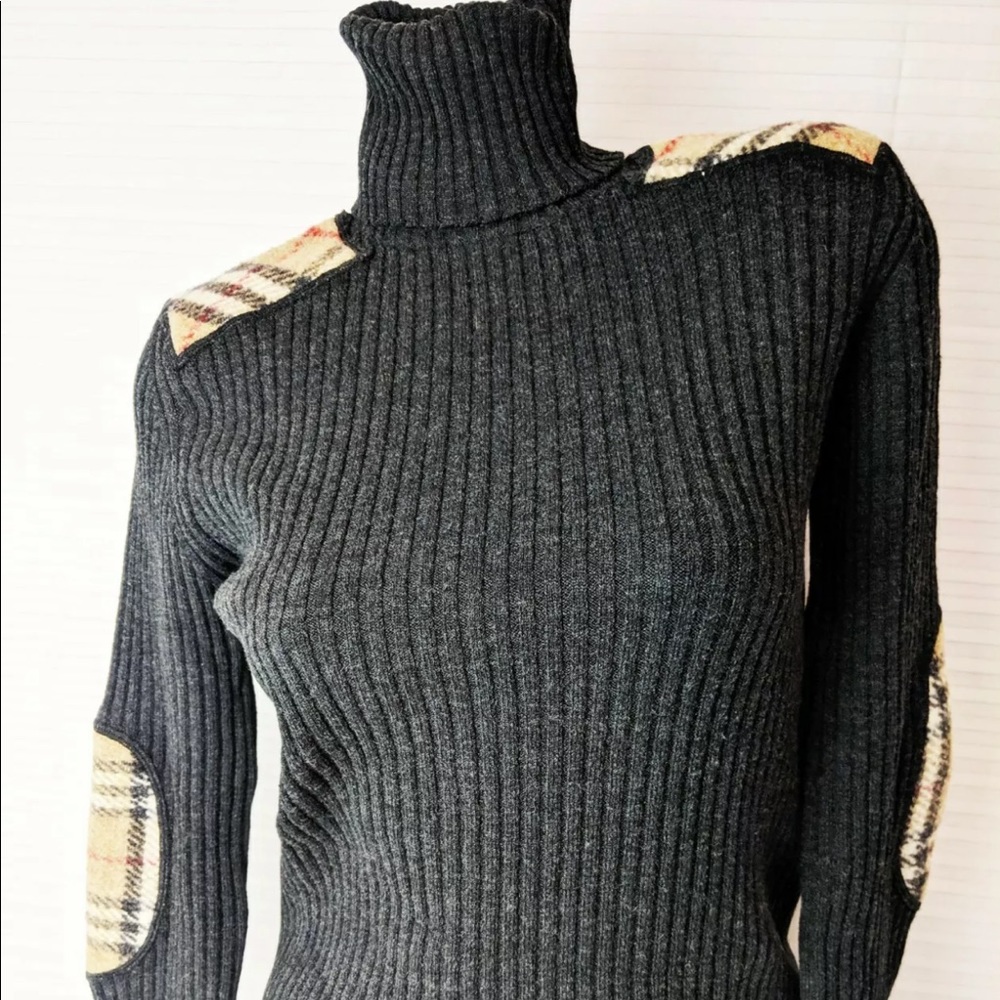 Burberry Women's Ribbed Turtleneck Sweater - Black